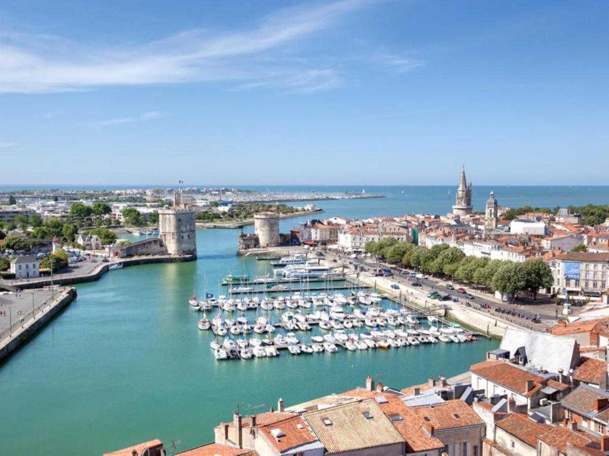 Bed and Breakfast Cour Des Dames La Rochelle  Esterno foto